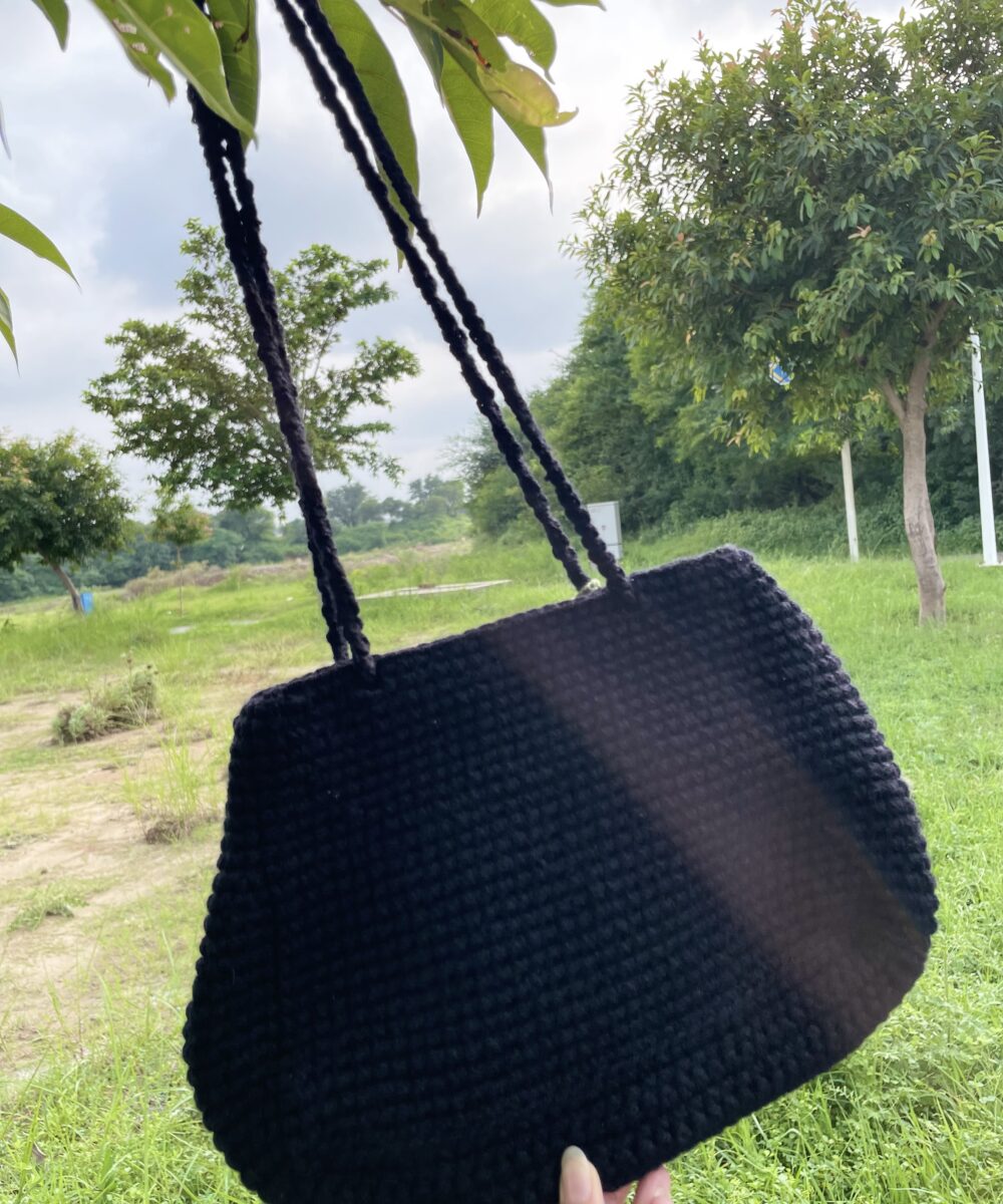 Black Ember - CB004 - Image 3